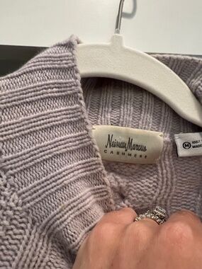 Neiman Marcus Lavender Cableknit Sweater 100% Cashmere Medium